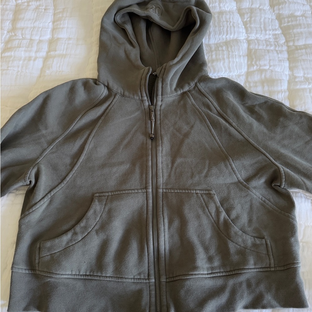 Lululemon Cropped Army Green Scuba Zip Up